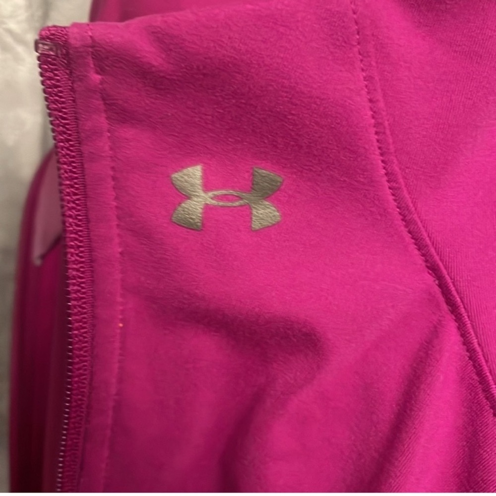 Under Armour Fitted Jacket Women’s Medium - Picture 6 of 6